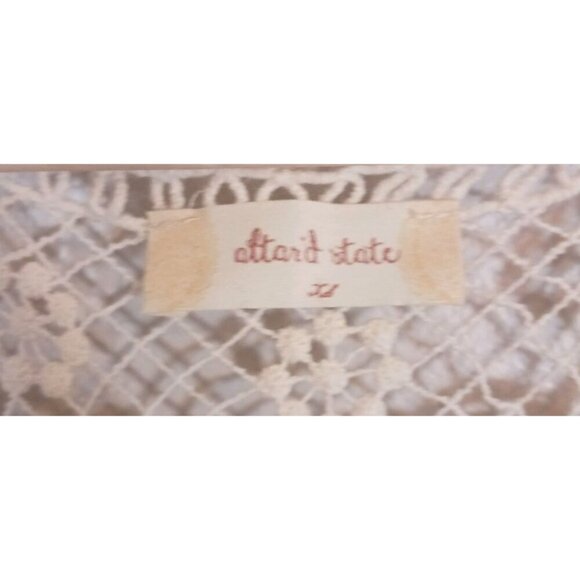 Altar'd State Crochet Floral Boho Hippie Cream Open Vest Women's Size XS - Picture 3 of 6